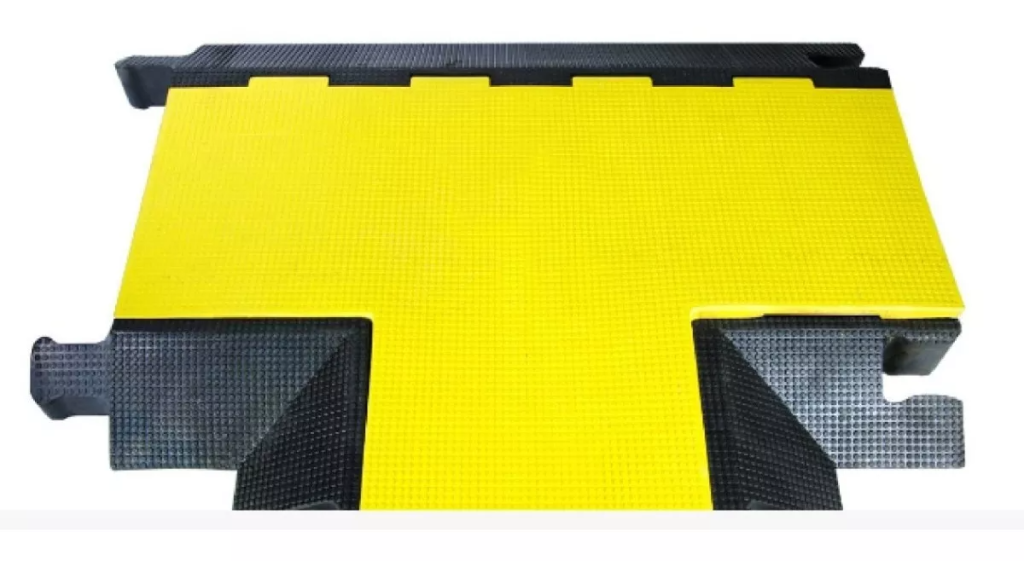 PASACABLE ESQUINERO TIPO T DE 4 VรAS CLCC-T4R T STAGELAB