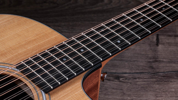 GUITARRA E/A DE 12 CUERDAS METAL 150CE TAYLOR